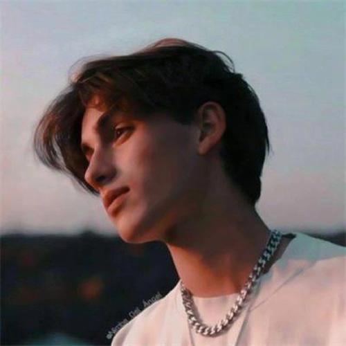 energy001@Axel